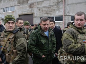 Российские СМИ пишут, что главарь боевиков ранен легко  Фото: ЕРА