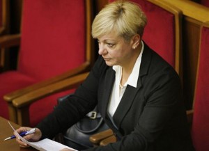 По словам Гонтаревой, государству приходится возмещать 50 млрд. гривен