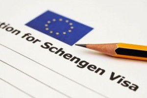 Украинцам стали чаще отказывать в шенгенских визах Иллюстрация: Traveling to Europe