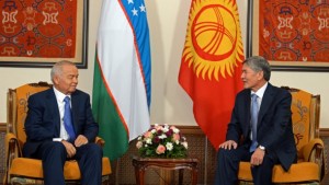 Ислам Каримов и Алмазбек Атамбаев / president.kg